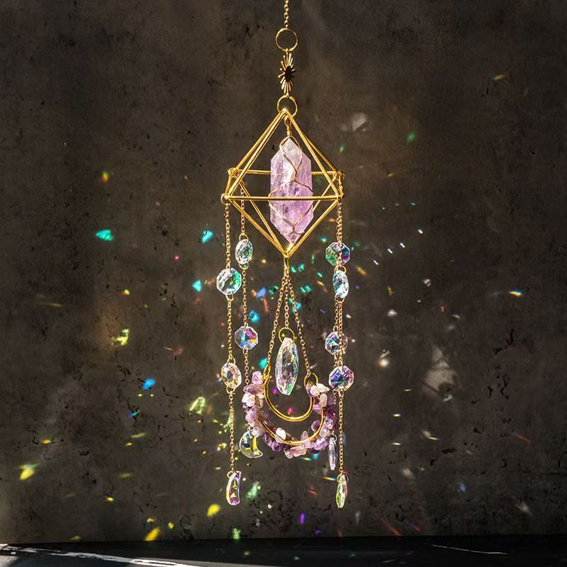 Illuminating crystal wind chime pendant, chime lying on the floor, room window decoration, dreamy rainbow gift, sunlight catcher