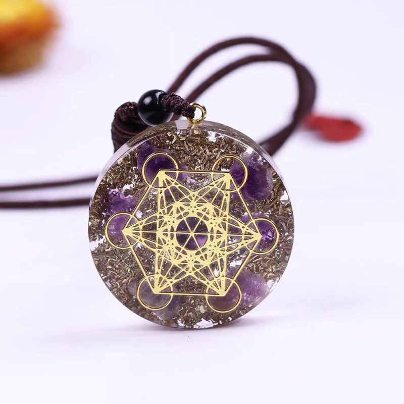 Amethyst pendant for attracting wealth, refreshing the mind, boosting confidence and bringing good luck. Natural necklace, perfect gift.